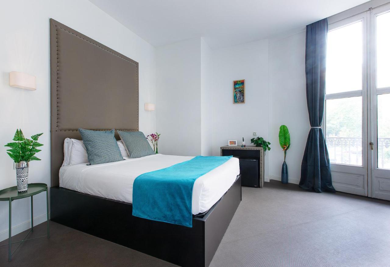 Amra Barcelona Caspe Hotel Exterior photo