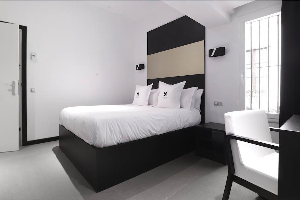 Amra Barcelona Caspe Hotel Exterior photo
