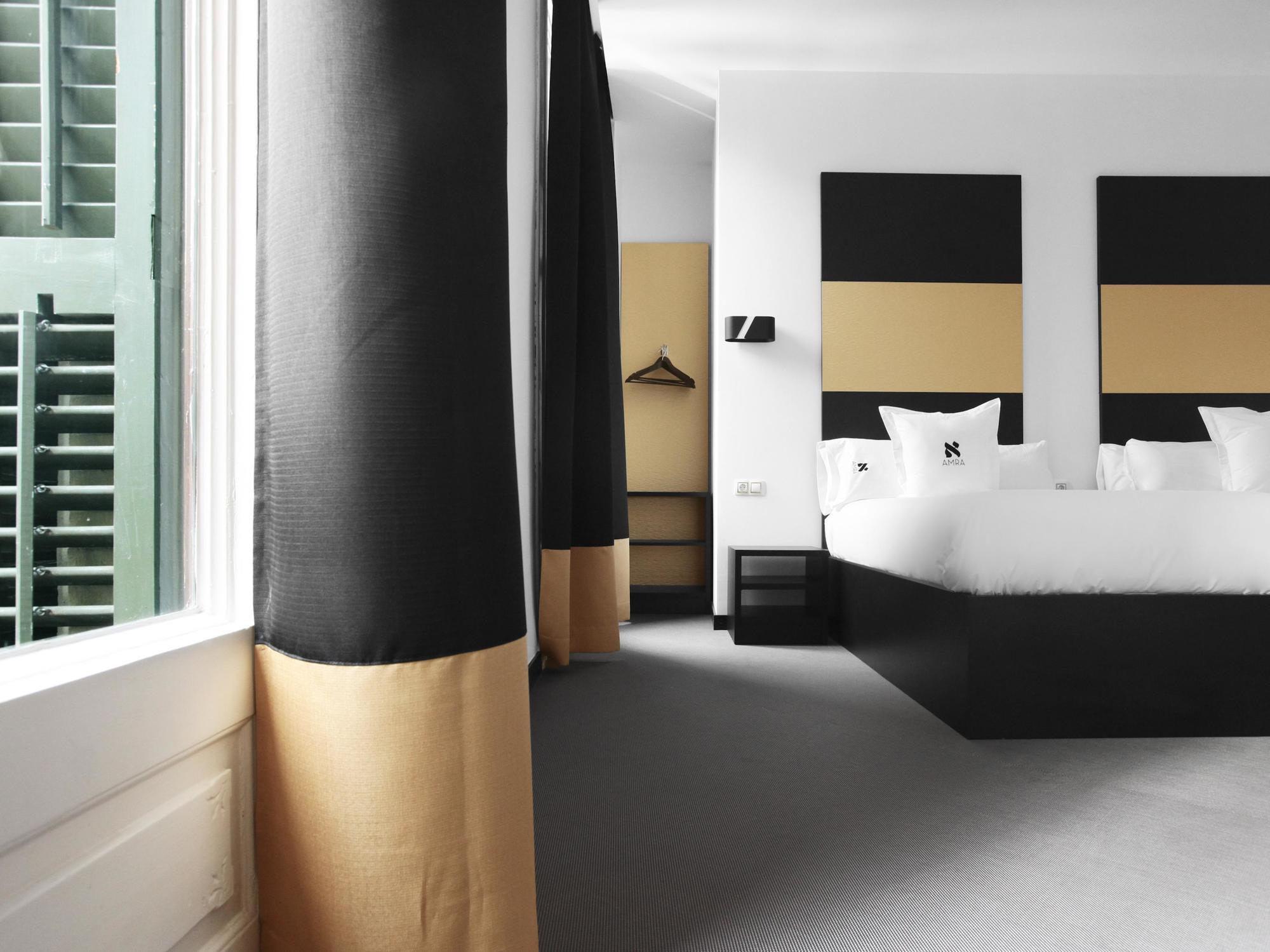 Amra Barcelona Caspe Hotel Exterior photo
